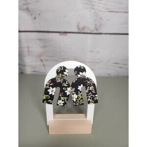Black u shape flower print earrings